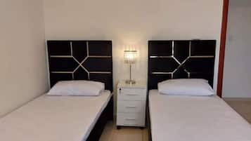 Shared Dormitory, 1 Bedroom, Smoking, Balcony