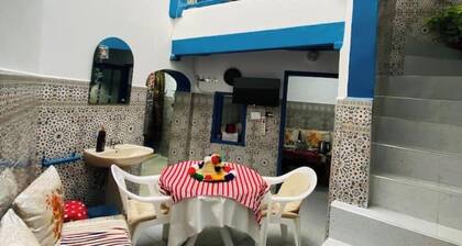 Authentic Riad House 2 min from the beach