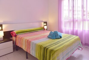 2 Schlafzimmer, Bügeleisen/Bügelbrett, Reisekinderbett, WLAN