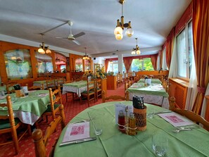 Restaurant - Lake & Nature Hotel Gloria (Molveno)