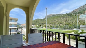 Apartment | Speisen im Freien