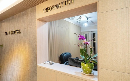 Mostrador para check-in y check-out