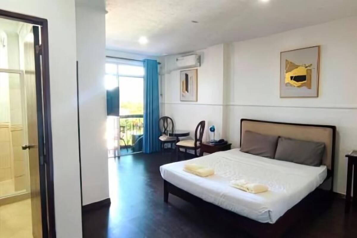 Blackout curtains, iron/ironing board, free WiFi