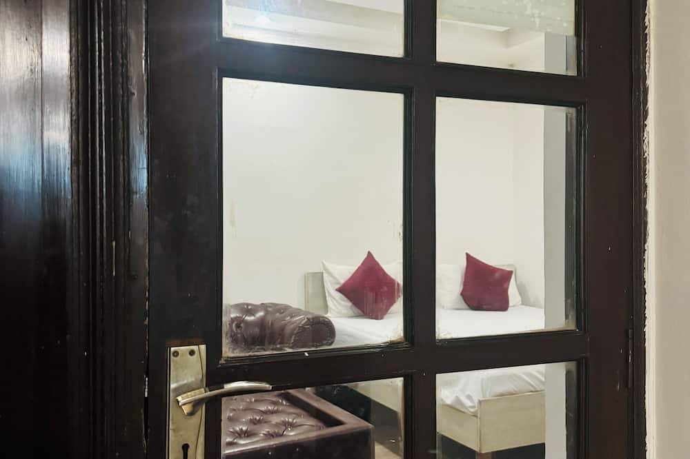 Bir Home Stays
