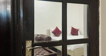 Bir Home Stays