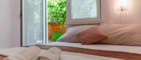 Apartment (Two Bedroom Apartment 3) | 8 bedrooms, cots/infant beds, free WiFi