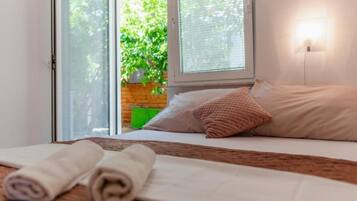 Apartment (Two Bedroom Apartment 4) | 8 bedrooms, cribs/infant beds, free WiFi