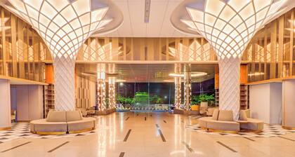 Sunday Hotel Arshika Sunset Road