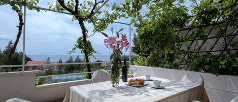 Lägenhet (Two Bedroom Apartment 1) | Terrass/Patio