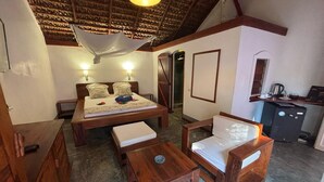 Deluxe Double Room | Living area - Hotel Restaurant Les Boucaniers (Nosy Be)