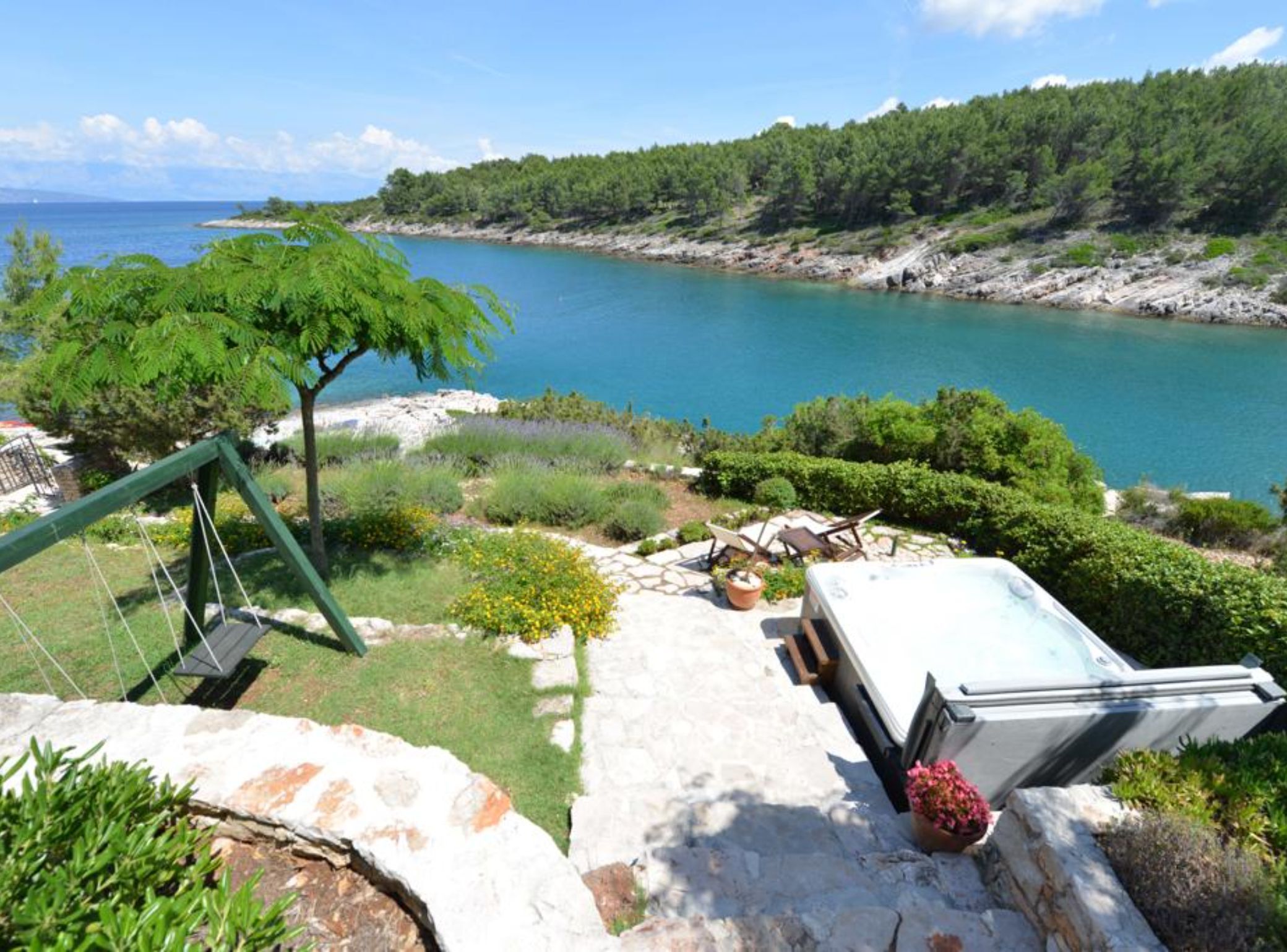 Appartamento (Two-Bedroom Apartment) | Vista dalla struttura