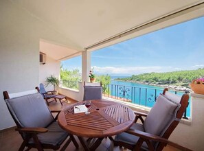 Apartment (Two-Bedroom Apartment) | Terrace/patio