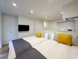 熨斗/熨衣板、免費無線上網、床單