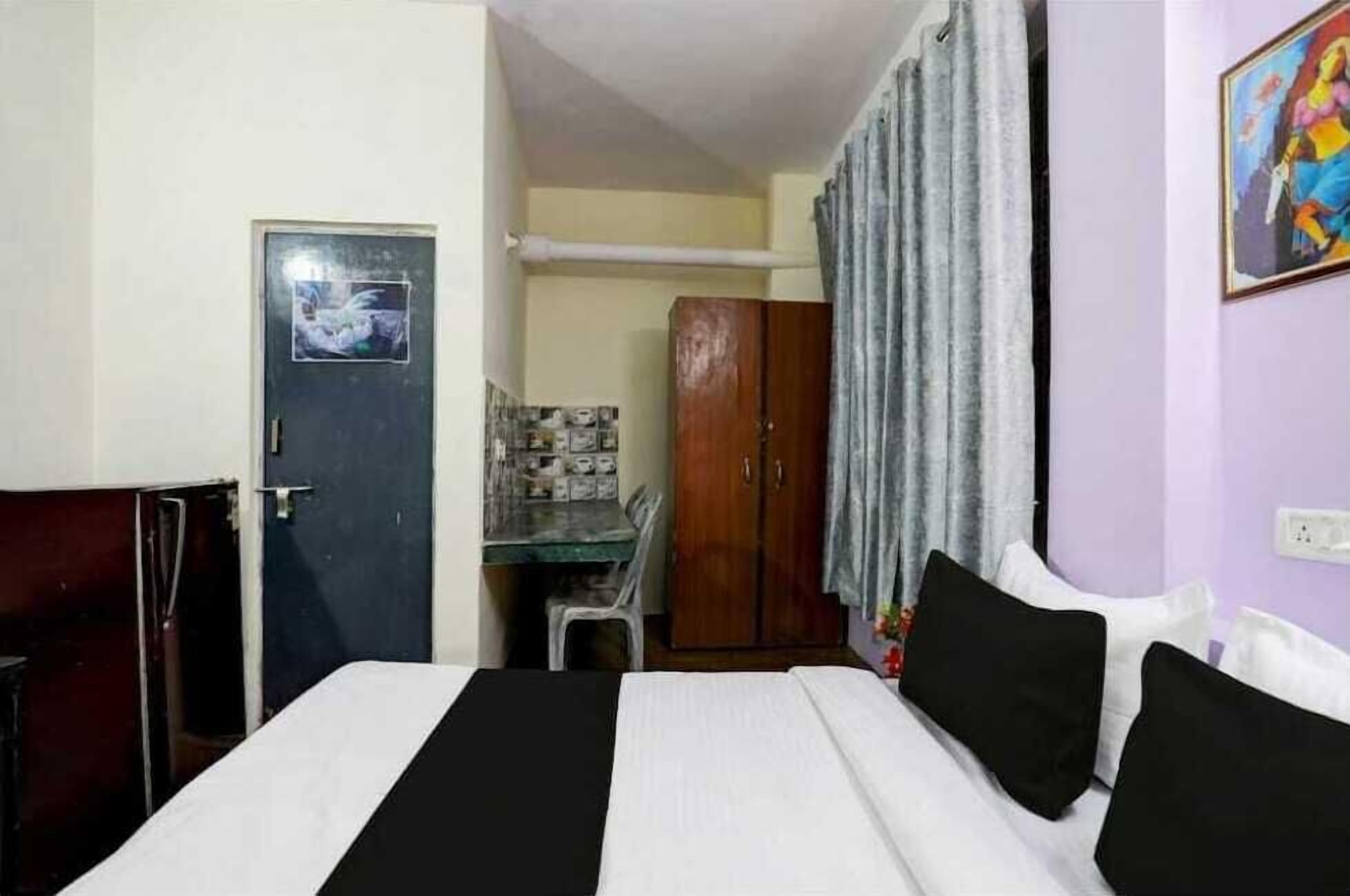 Photo - Hotel Malviya Inn - Begumpur