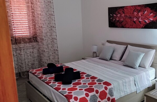 2 bedrooms, iron/ironing board, free WiFi, bed sheets - About Briglioni   (Teulada)
