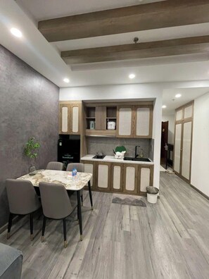 Flat-screen TV - Vinhome Time City 1 Bed Nice Cosy Apart (Hanoi)