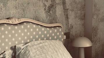 1 bedroom, in-room safe, desk, iron/ironing board
