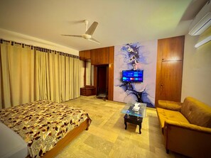 Room - Hotel Imperial DHA (Karachi)