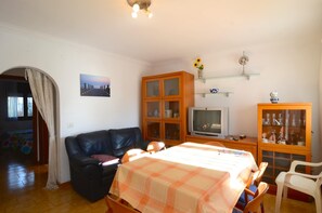 House | Interior - Cozy House Near Beach & Golf in Costa Brava (L'Escala)