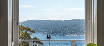 Ridgedale Cottage, Bayview. The perfect romantic retreat!