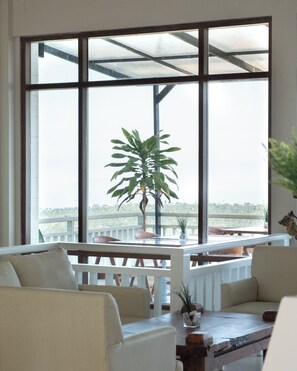 Restaurant - Girihill Farmhouse (Wanagiri)