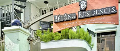 Fachada da propriedade