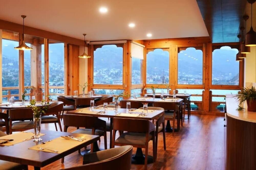 Tro Hotel