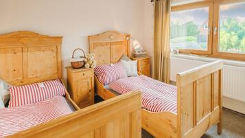 2 Schlafzimmer, Bügeleisen/Bügelbrett, WLAN, Bettwäsche
