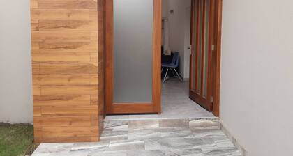 Serene Oasis in East Legon Hills - Chic 2 Bedroom Retreat