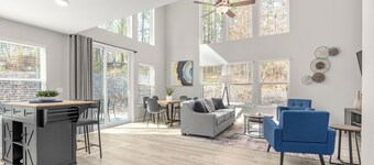 Twelve Lakes Villa #1 - Near Lake - Brand New Home