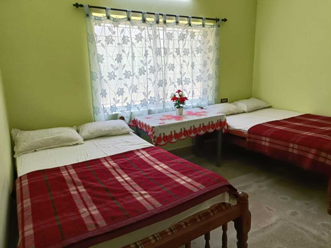 3 bedrooms, bed sheets