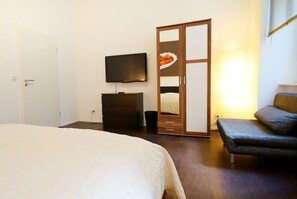 2 chambres, lit parapluie, Wi-Fi gratuit, draps fournis