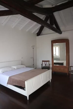 2 Schlafzimmer, Bügeleisen/Bügelbrett, WLAN, Bettwäsche