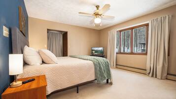 3 bedrooms, free WiFi, bed sheets