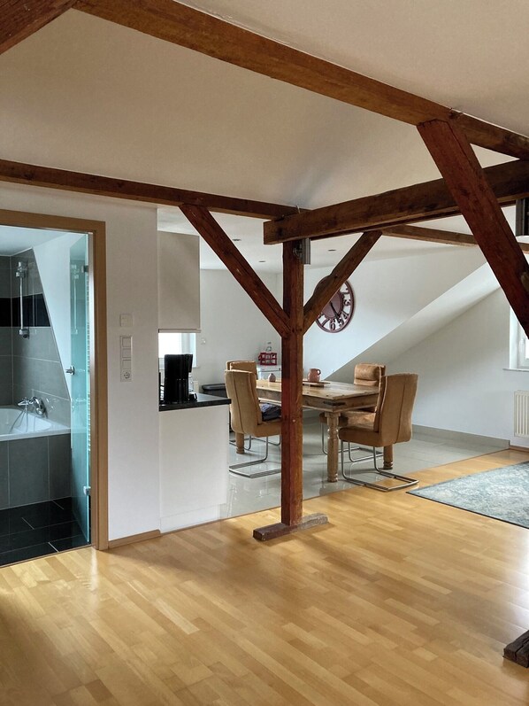 Dining - Modern apartment with open-plan living concept (Hagen Emst) (Hagen)