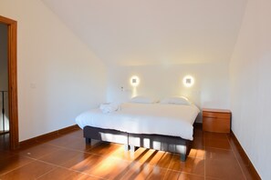 3 habitaciones, wifi gratis y ropa de cama 