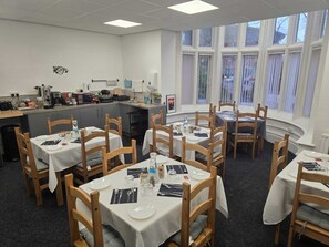 Free daily continental breakfast - OYO A Better Night Hotel - Manchester Salford (Salford)