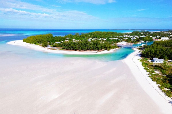 Discover laid-back charm—your island getaway awaits at Up Home.