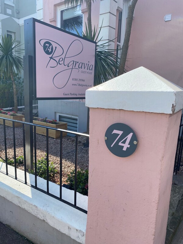 74 Belgravia - Devon