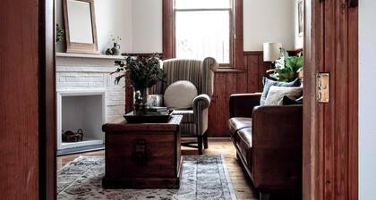 Kent House Summary:<br>W