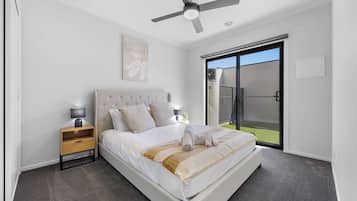 3 chambres, fer et planche Ă repasser, Wi-Fi, draps fournis