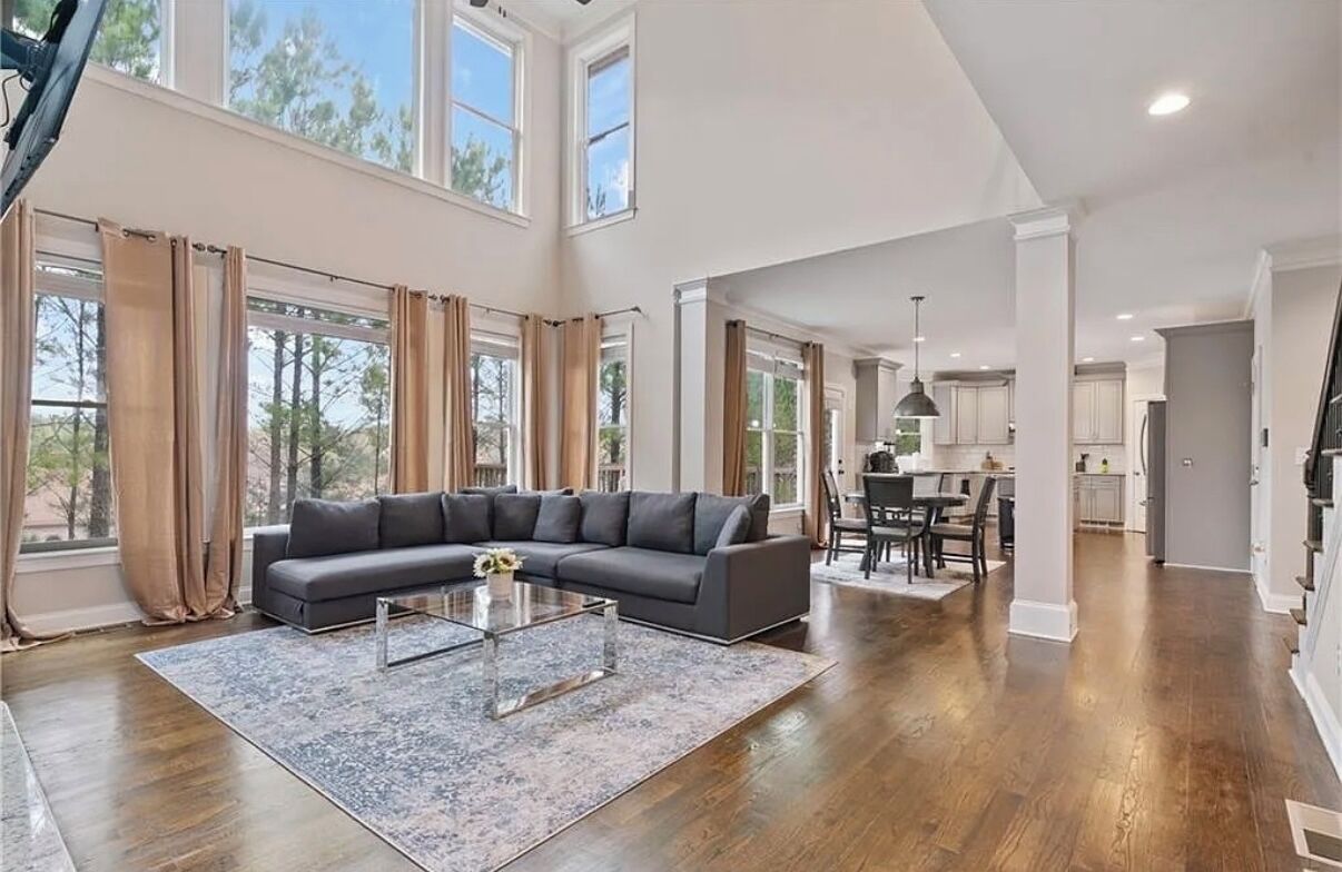 Smart TV, chimenea y videojuegos 