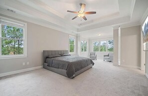 5 Schlafzimmer, Bügeleisen/Bügelbrett, kostenloses WLAN, Bettwäsche