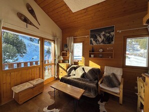 テレビ、ステレオ