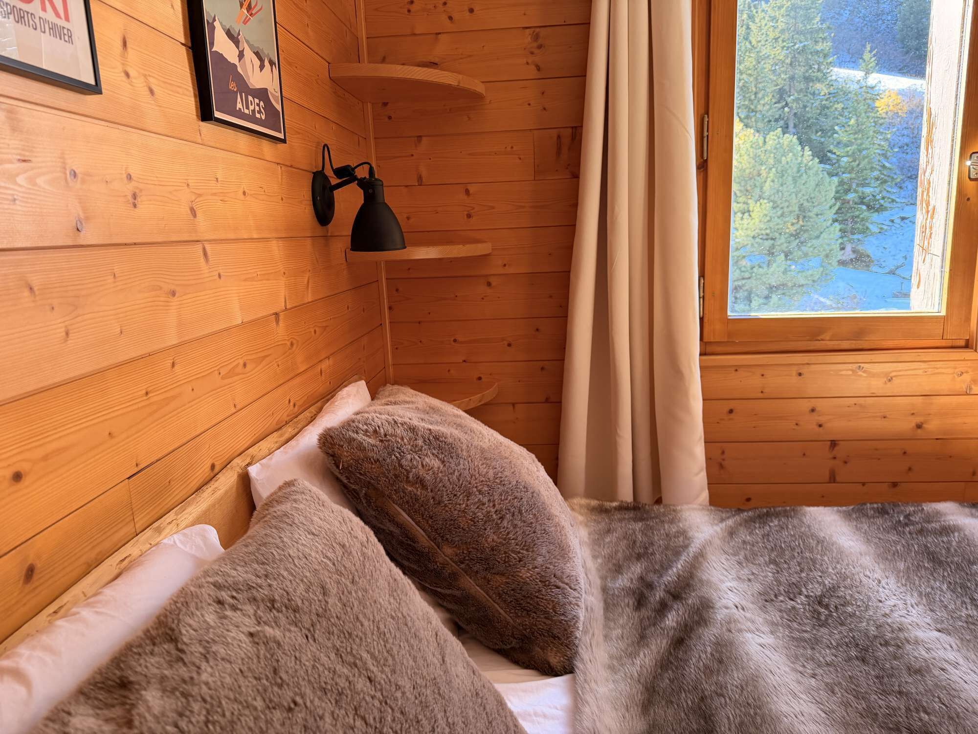 3 bedrooms, WiFi, bed sheets