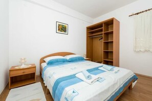 1 chambre, Wi-Fi, draps fournis