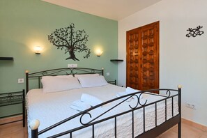 3 Schlafzimmer, Bügeleisen/Bügelbrett, kostenloses WLAN, Bettwäsche