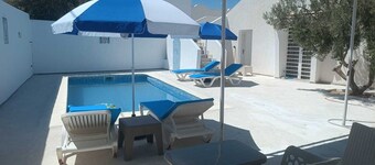 "Exceptional house with swimming pool, fully equipped and tastefully furnished."