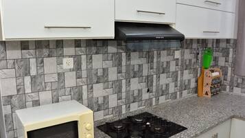 冰箱、微波炉、烤箱、茶具/咖啡用具