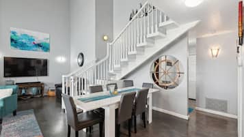 Vila, 4 kamar tidur | Tempat makan